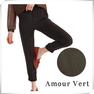 AMOUR Vert Tencel Trouser Pants in Dark Green Size M
